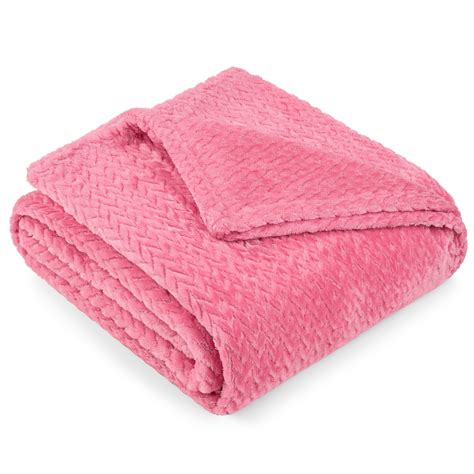 PAVILIA Soft Fleece Hot Pink Throw Blanket for Couch, Lightweight Plush ...