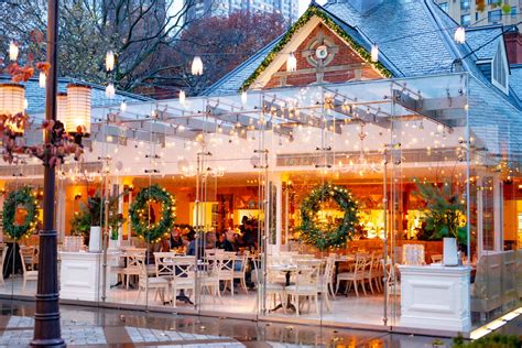 15 BEST NYC Restaurants Open Christmas Day (Local's Guide)