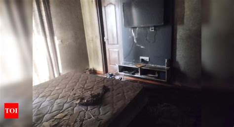 Fire Incidents: 2 Hurt As Bus Catches Fire On Shaheed Path | Lucknow ...