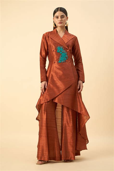 AAKAAR - Contemporary Designer Clothes for Women - House of Designers ...