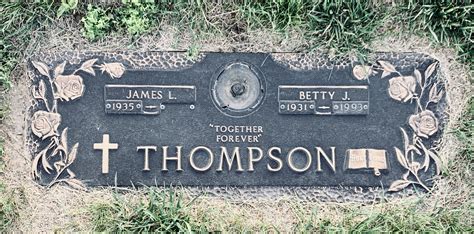 James Lee Thompson (1935-2005) - monumento Find a Grave
