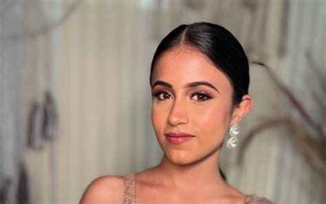 Makeover By Esha - Price & Reviews | Makeup Artist in Goa