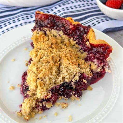 Mixed Berry Pie with Crumble Topping - Whiskful Cooking