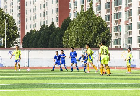 首届青少年国际足球挑战杯参赛球队巡礼之-幸运星——上海热线体育频道