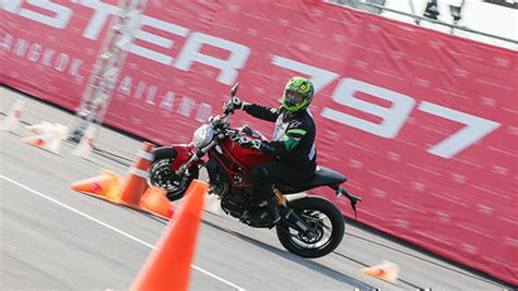 Ducati Monster 797 first ride review - Overdrive