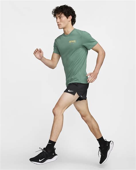Nike Men's Dri-FIT Running T-Shirt. Nike IN