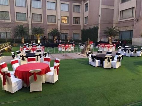 Basic Anniversary Package at Tivoli Garden Resort Hotel (New Delhi)