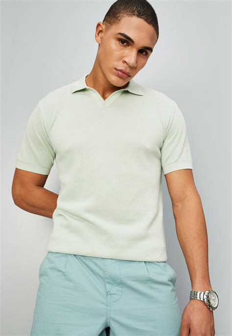Buy Men Flat Knit Polo Online at just Rs. 899.0 - 1000013234274 | Max ...