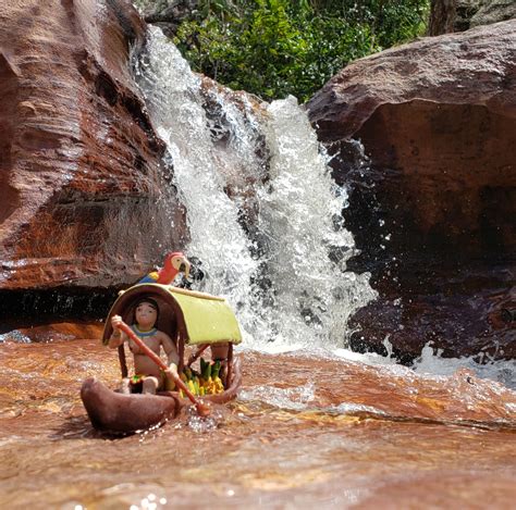 Canoa Macuxi com Tolda - 21 x 6 x 10 cm - Projeto Terra