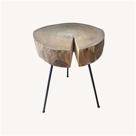 Raymour & Flanigan Lombardi End Table - AptDeco