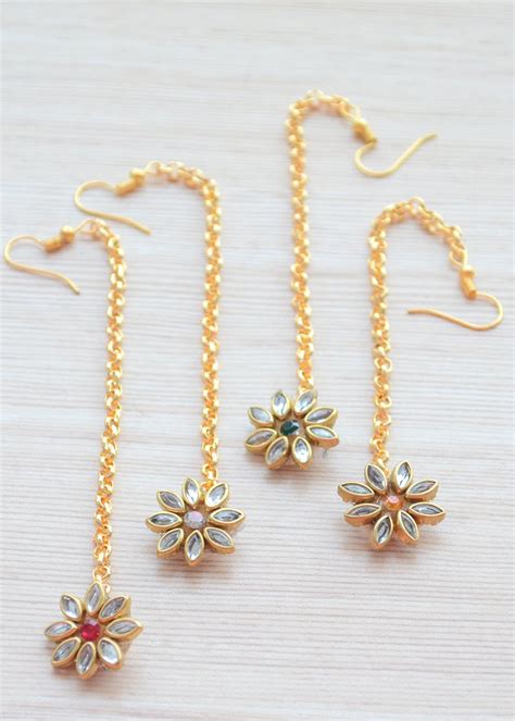 Get Set Of 4 Multicolour Kundan Flower Small Wedding Maang Tikka at ...