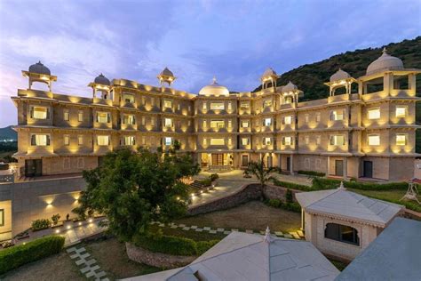 TRAAVISTA ARAVALI MAHAL (Nala Phala) - Hotel Reviews, Photos, Rate ...