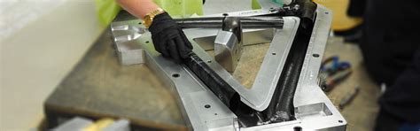 Bladder molding | NitPro Composites