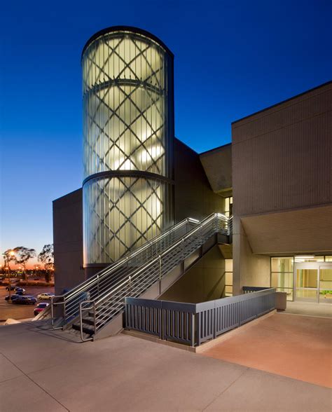 North Orange County CCD - Cypress College, Humanities Building - C.W. Driver