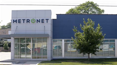 MetroNet warns of peddlers making false claims in Lafayette market