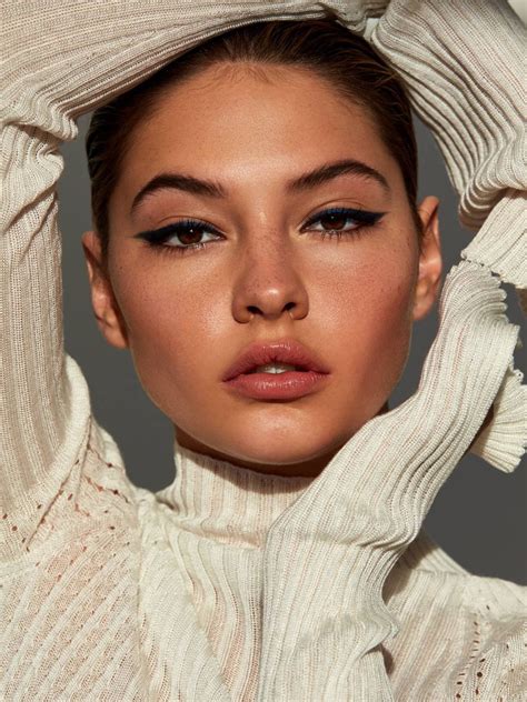 Madelyn Cline bio, age, height, boyfriend, career path, net worth 2026 ...