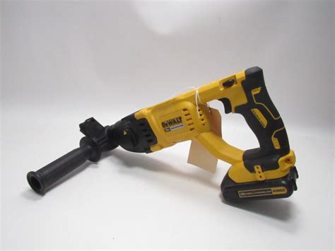 DeWalt DCH133 20V Max Rotary Hammer Drill SDS 1" Brushless Cordless