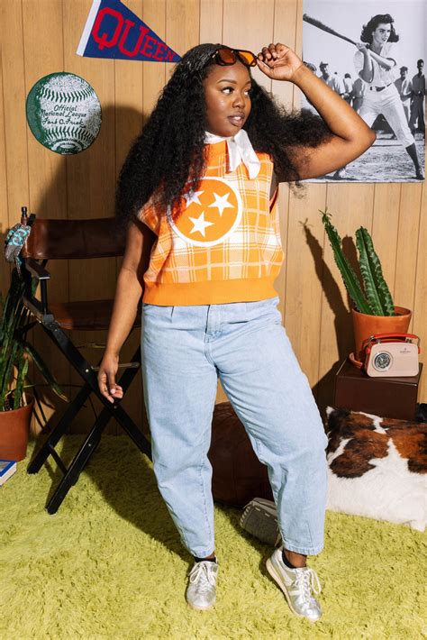 QUEEN OF THE DIAMOND – Queen of Sparkles