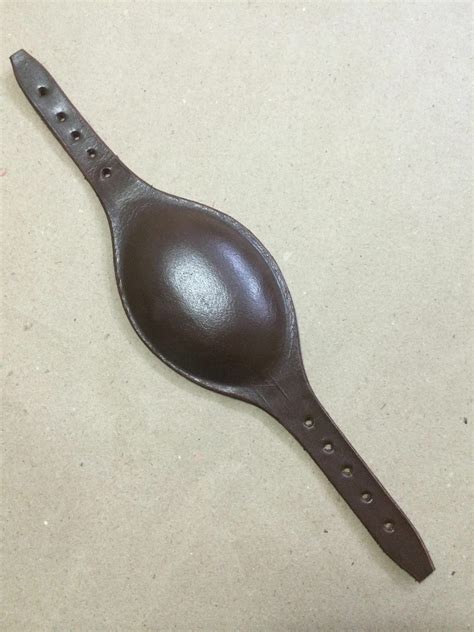 Buy REINDEER WWII US Army Paratrooper Leather Chin Cup - REPRO WWII ...