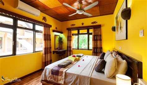 Anse Kerlan Beach Chalets - Guesthouse - Doppelzimmer - Praslin ...
