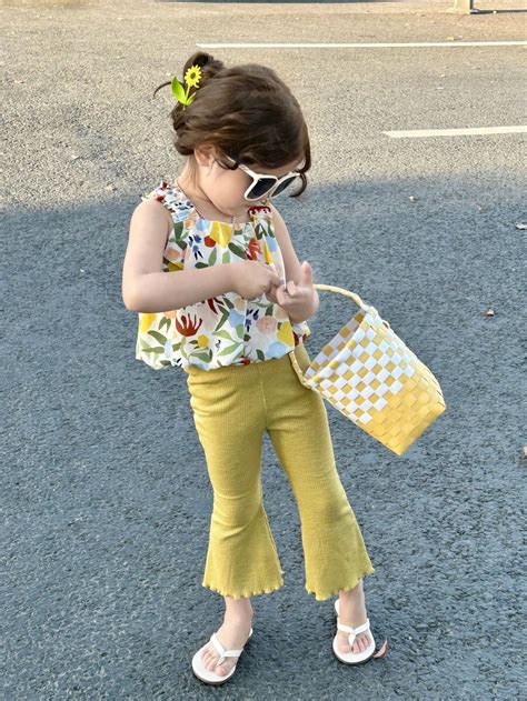 Lil Tomatoes Girls Printed Balloon Top & Flared Pants Set