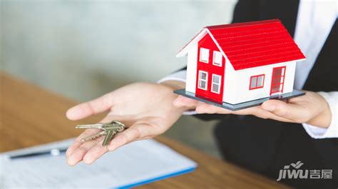 房地产贷款利率下降了,石家庄最低3.8%,存量贷款基本不降,前两年的房贷利率多稳定在5.37%-5.88%左右，甚至一度达到了6.37%,压力 ...