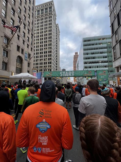 Trottin’ around Detroit: 2024 Turkey Trot – The Groves Scriptor