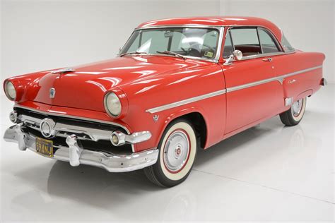 1954 Ford Crestline | Classic Auto Mall