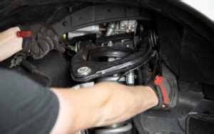 Upper Control Arm Adjustment 的图像结果