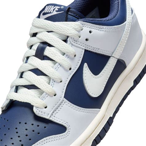 Nike Dunk Low (GS) | Cute nike shoes, Swag shoes, Navy blue shoes
