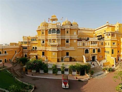 Top Luxury Suites in Indian Palace Hotels | Indulge