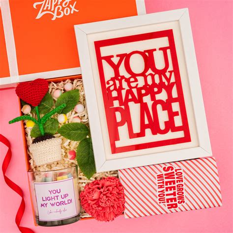 Valentine's Day Gifts Hamper - Send Valentines Gift Hampers Online ...