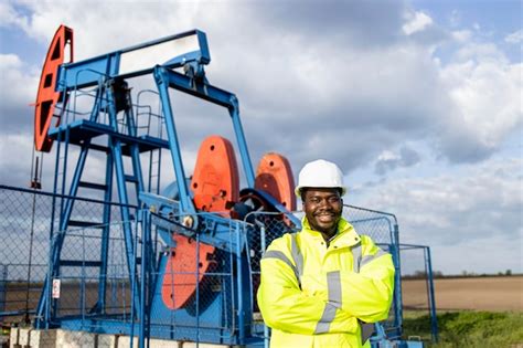 Oil Engineer 的图像结果