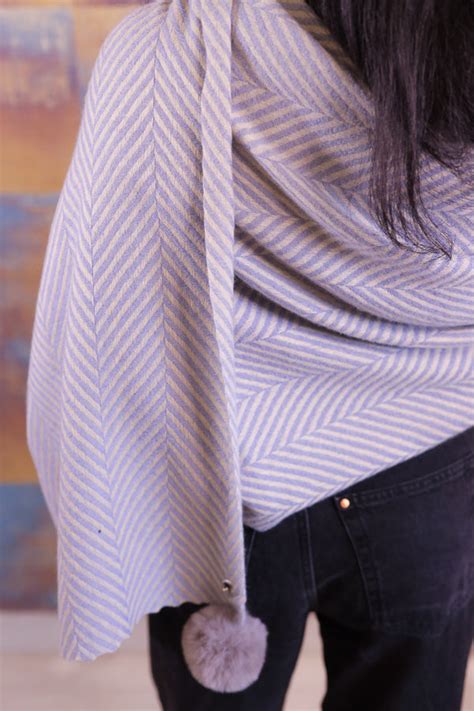 Zigzag Stole With Pom-Pom – The Shawl Studio