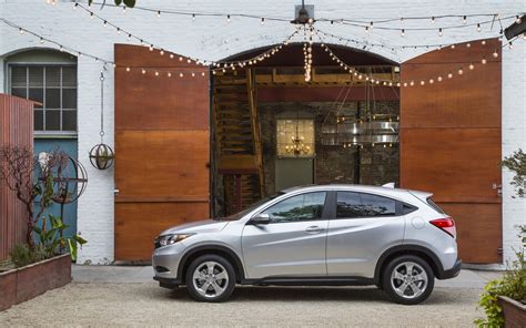 2016 Honda HR-V: When The Fit Becomes A Subcompact SUV - 19/22