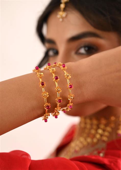 Sunehri Bangles – Tangerine Bio Jewelry