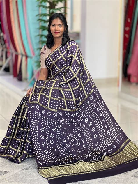 Gaji 5 Patti Check Pattern Bandhini Saree | SAC180 – Aham Designer Boutique