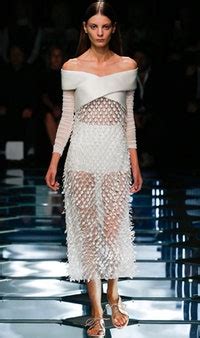 Sienna Miller in Balenciaga spring/summer 2015 | Vogue India