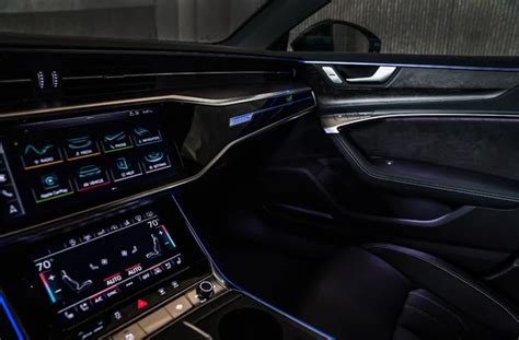2025 Audi A7 Interior, Cargo Space & Seating | U.S. News