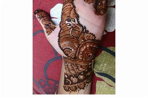 The 10 Best Bridal Mehndi Artists in Kerala - Weddingwire.in