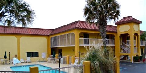 FAIRVIEW INN AND SUITES (Mobile) - Hotel Reviews, Photos, Rate ...