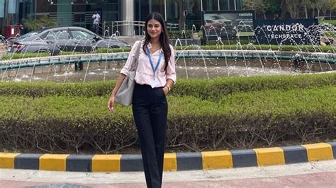 Rajasthan woman shares why she quit 7-figure Barclays job at 21 with no ...