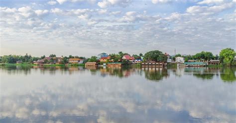 Kamphaeng Phet Travel Guide | Kamphaeng Phet Tourism - KAYAK