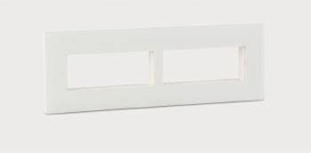 Buy Legrand 675566(S) 6 MODULE PLATE MYLINC MODULAR WHITE PLATE(675566 ...