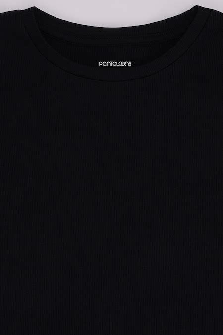 Black Solid Girls Regular Fit T-Shirt - Selling Fast at Pantaloons.com