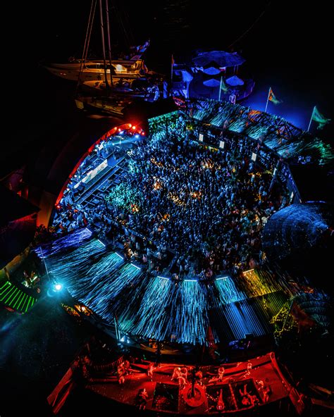 Noa Beach Club - Multimedia - NOA