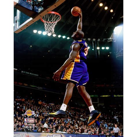 Shaquille O Neal Dunking