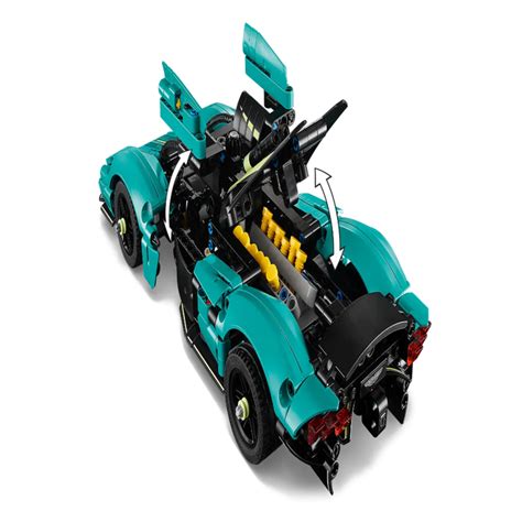 Lego 42208 Technic Aston Martin Valkyrie (707 Pieces) — Toycra