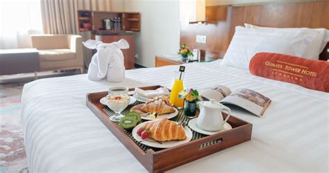 GUMAYA TOWER HOTEL, SEMARANG