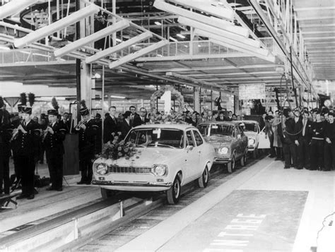 Ford-Werk in Saarlouis: 50 Jahre automobile Wertarbeit | Deutschland ...